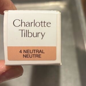 Charlotte Tilbury 4 Neutral Foundation